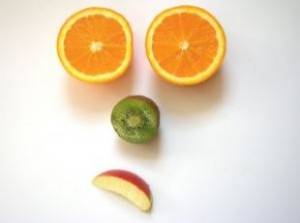 faccia-fatta-con-la-frutta2-300x223